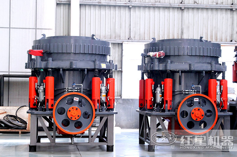 含鐵的石頭用什么破碎機粉碎比較好？
